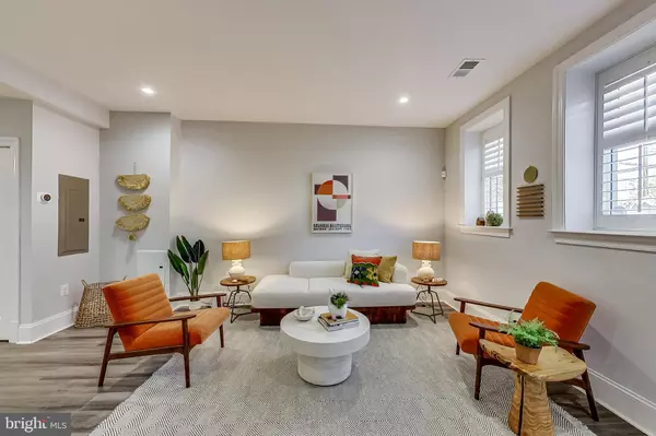 Washington, DC 20002,819 D ST NE #7