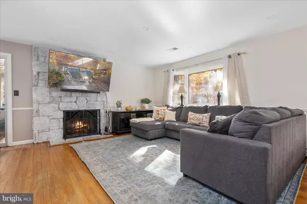 Haymarket, VA 20169,2113 GORE DR