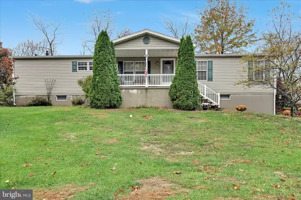 Pine Grove, PA 17963,12 PINE CONE DR