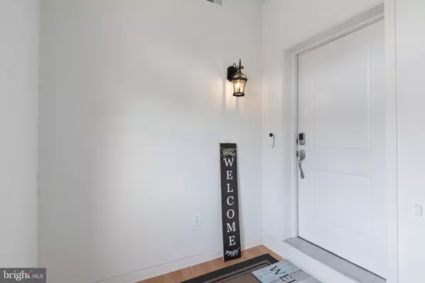 Manassas, VA 20110,9288 KOS LN