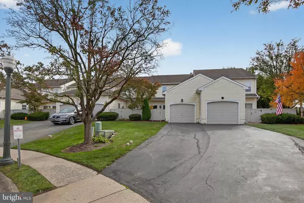 3 SPRING WALK CT,  Lancaster,  PA 17601