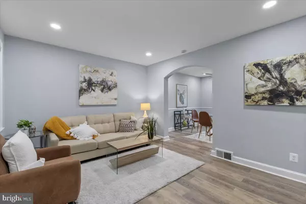 Washington, DC 20020,2202 U PL SE