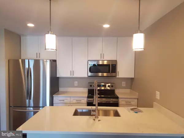 Alexandria, VA 22309,8613-B BEEKMAN PL #13B