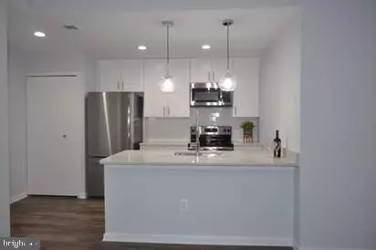 Alexandria, VA 22309,8613-B BEEKMAN PL #13B