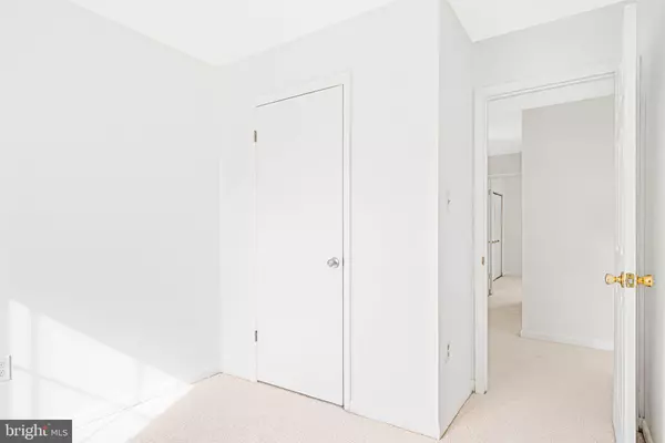 Woodbridge, VA 22193,15036 CHERRYDALE DR