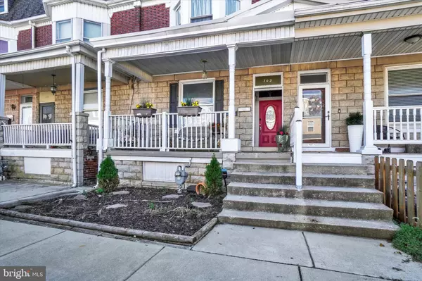 York, PA 17403,702 E CHESTNUT ST