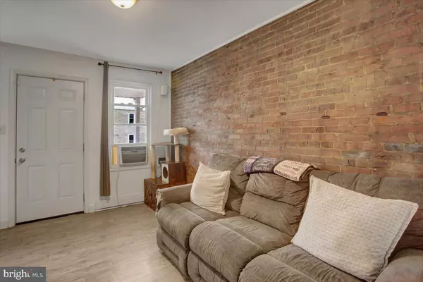 Williamsport, MD 21795,43 W SALISBURY ST