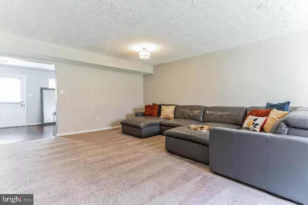 Waldorf, MD 20603,6103 RED SQUIRREL PL