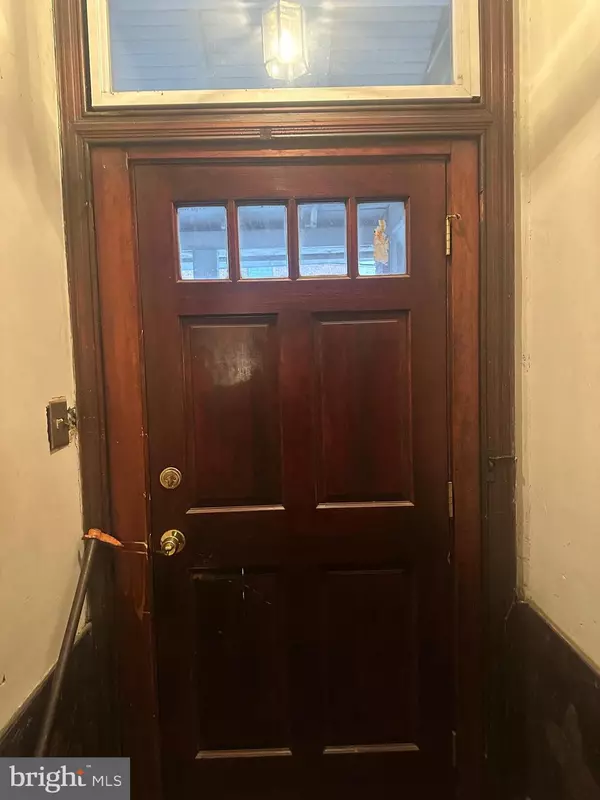 Darby, PA 19023,223 S 6TH ST