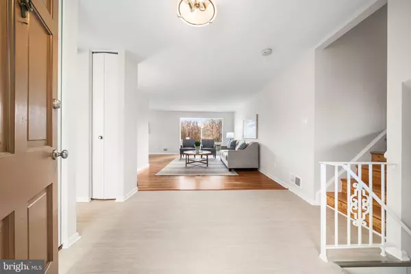 Annandale, VA 22003,8616 CANTERBURY DR