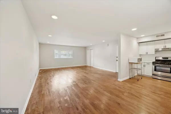 Philadelphia, PA 19128,357 HERMITAGE ST