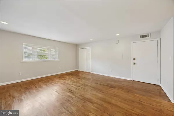 Philadelphia, PA 19128,357 HERMITAGE ST