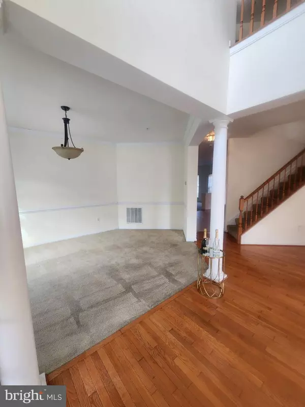 Fort Washington, MD 20744,10208 ROLLING GREEN WAY