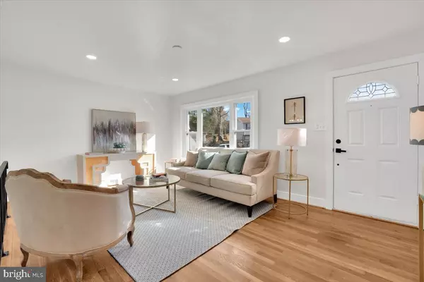 Woodbridge, VA 22193,14624 DANVILLE RD