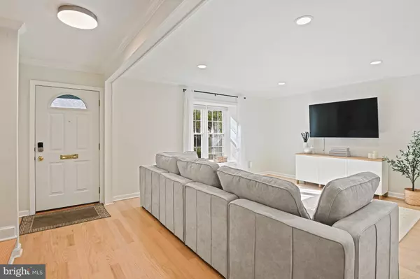 Fairfax, VA 22031,3175 STONEHURST DR