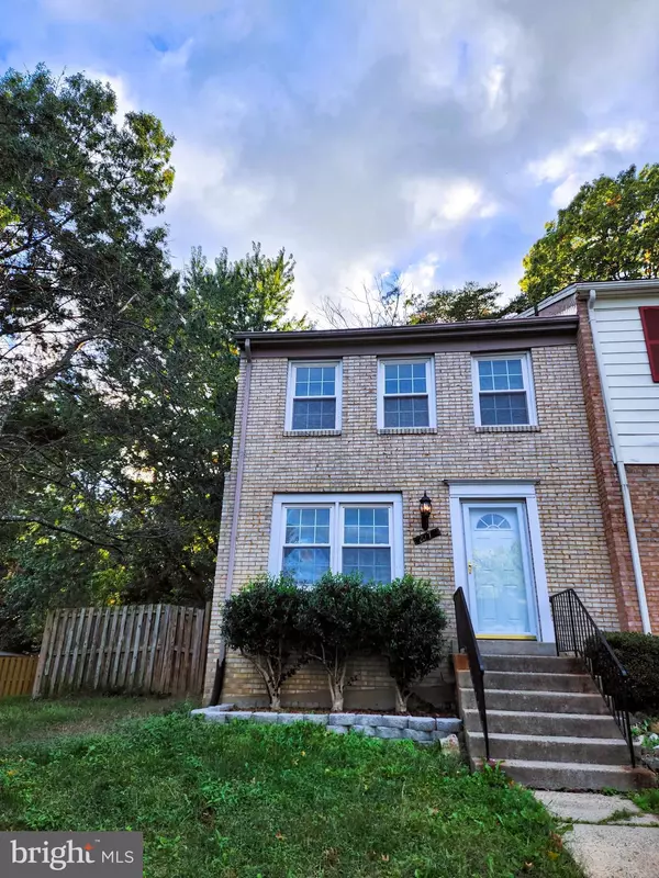 2077 PILGRIM DR, Woodbridge, VA 22192