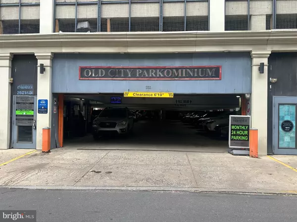 Philadelphia, PA 19106,231-235 N 2ND ST #117