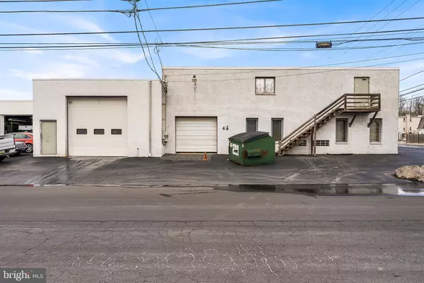 Doylestown, PA 18901,155 DOYLE ST