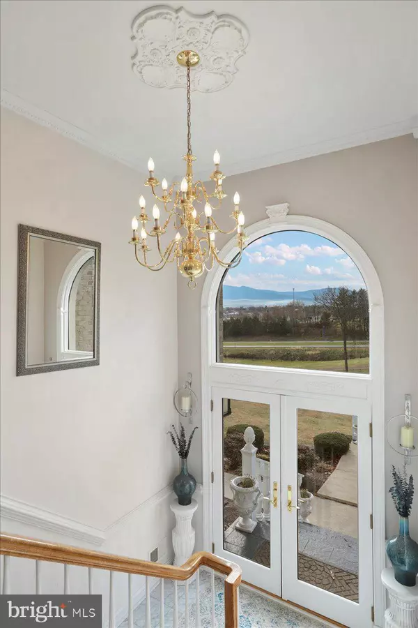 Luray, VA 22835,100 COTTAGE DR