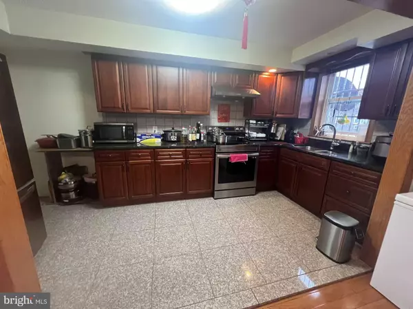 Philadelphia, PA 19149,2936 DISSTON ST