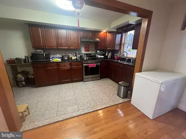 Philadelphia, PA 19149,2936 DISSTON ST