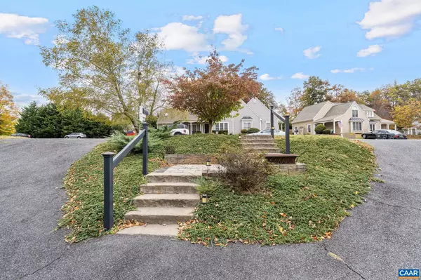 Charlottesville, VA 22911,3383 MOUBRY LN