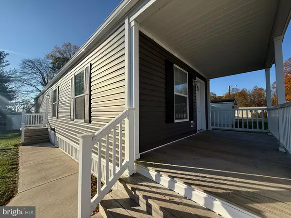 Airville, PA 17302,3 LOCUST LN