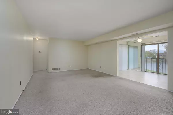 Mount Laurel, NJ 08054,70-B SUMAC CT