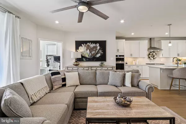 Ashburn, VA 20148,22381 ROANOKE RISE TER