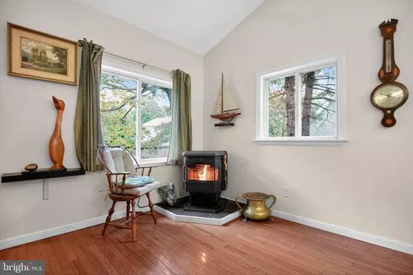 Lusby, MD 20657,12948 HURON DR