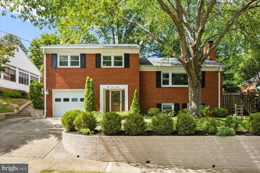 5913 4TH RD N, Arlington, VA 22203