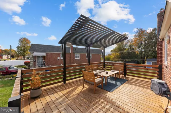 Philadelphia, PA 19115,9975 WOODFERN RD