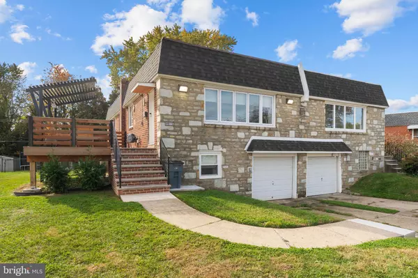 Philadelphia, PA 19115,9975 WOODFERN RD