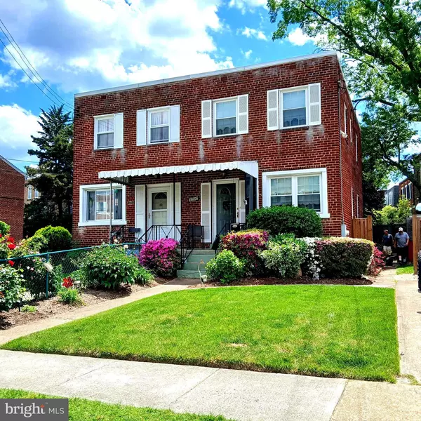 Arlington, VA 22204,3202 13TH RD S