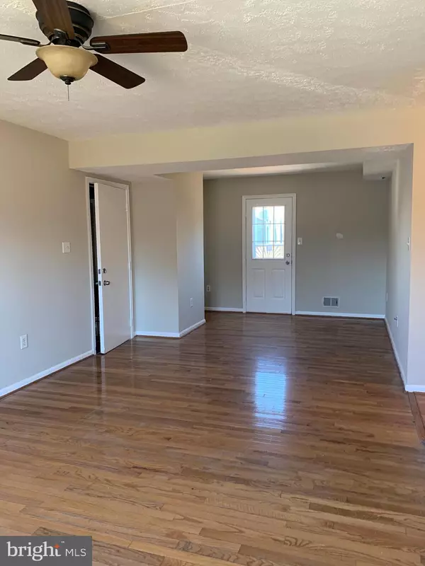 Clinton, MD 20735,12118 BIRCHVIEW DR