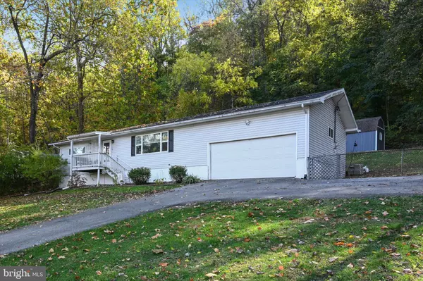 New Cumberland, PA 17070,464 MARSH RUN RD