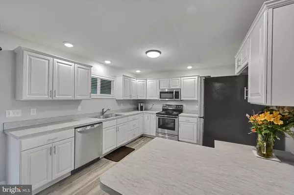 New Cumberland, PA 17070,464 MARSH RUN RD