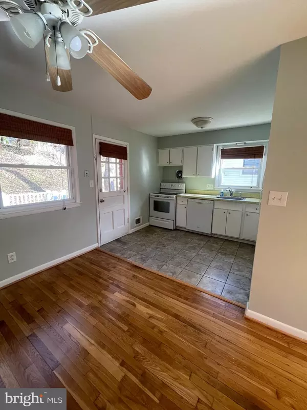 Kensington, MD 20895,3311 GLENWAY DR