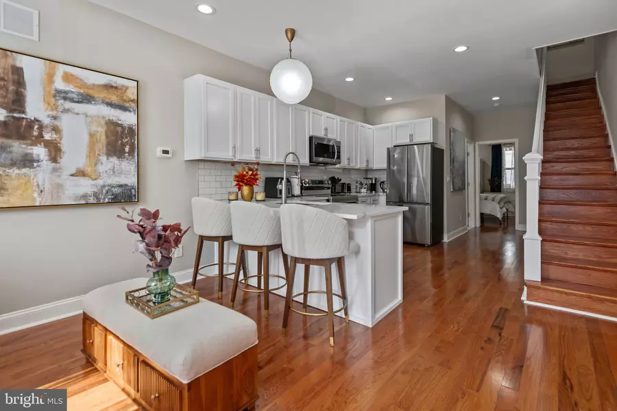 2204 E CHASE ST, Baltimore, MD 21213