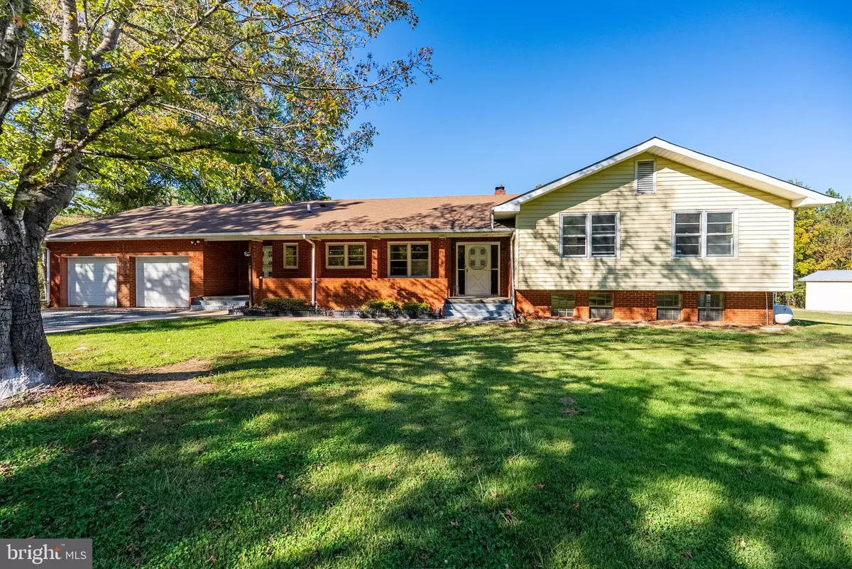 Pamplin, VA 23958,687 HIXBURG ROAD