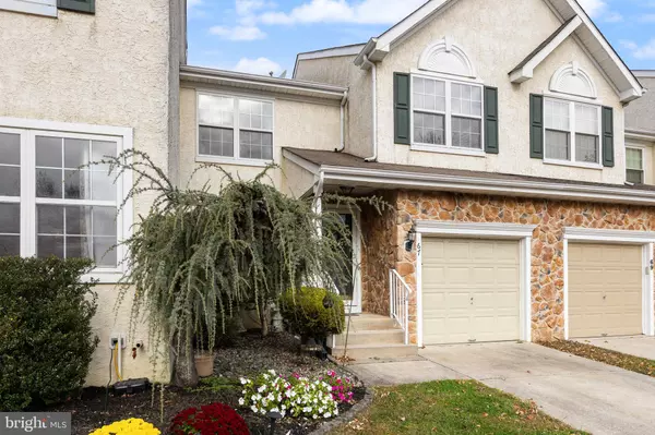 Marlton, NJ 08053,67 HEARTHSTONE LN