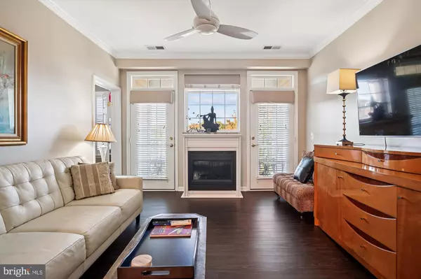 Edgewater, MD 21037,411 HAMLET CLUB DR #304