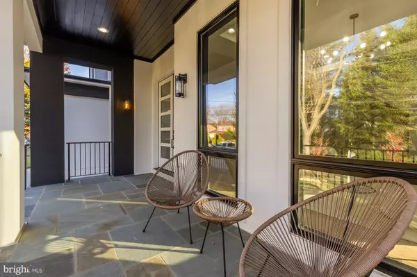 Mclean, VA 22101,6935 SOUTHRIDGE DR