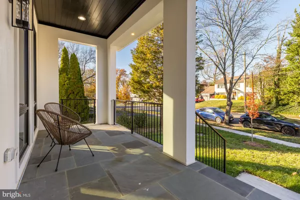 Mclean, VA 22101,6935 SOUTHRIDGE DR