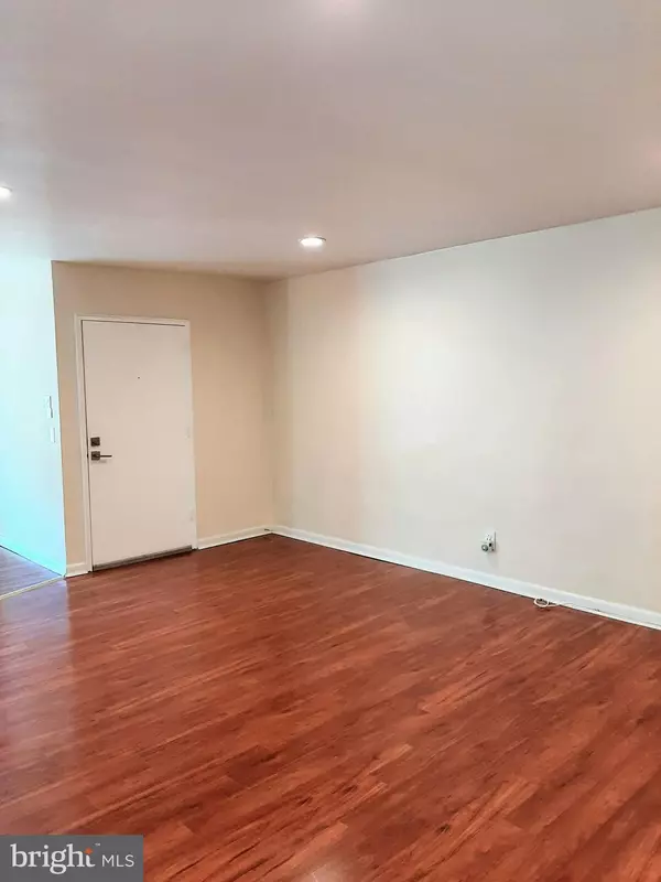 Philadelphia, PA 19131,3719 MIMI CIR