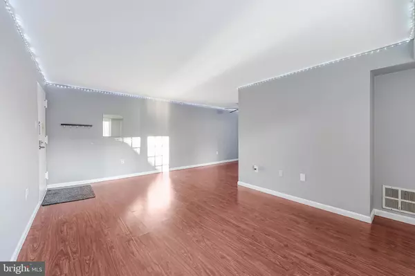 Alexandria, VA 22312,444 N ARMISTEAD ST #304