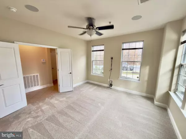 Ellicott City, MD 21043,6051 TALBOT DR