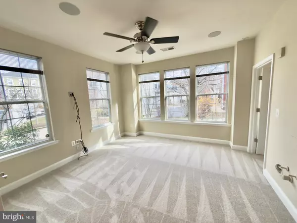 Ellicott City, MD 21043,6051 TALBOT DR