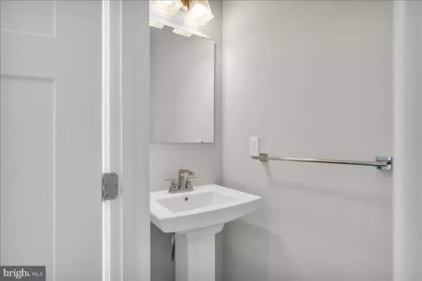 Pennsauken, NJ 08110,83 KOHLMYER DR