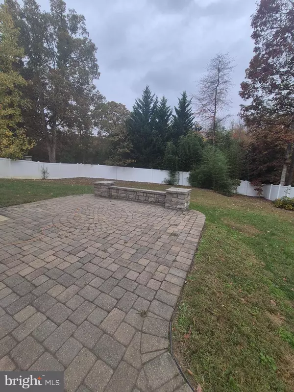 Waldorf, MD 20603,9252 SENNA CT